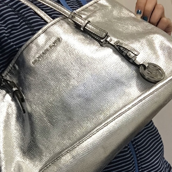 Michael Kors Silver bag - Picture 4 of 4